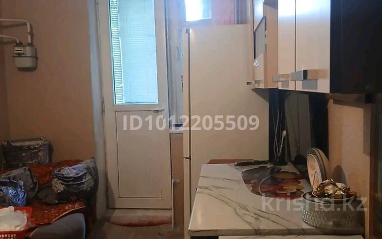 1-бөлмелі пәтер · 35 м² · 3/3 қабат, мкр Турлан, Шмидта 1А, бағасы: 80 000 ₸ в Шымкенте, Абайский р-н — фото 4