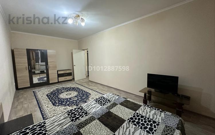 1-комнатная квартира · 45 м² · 2/9 этаж, мкр Шугыла за 200 000 ₸ в Алматы, Наурызбайский р-н — фото 2