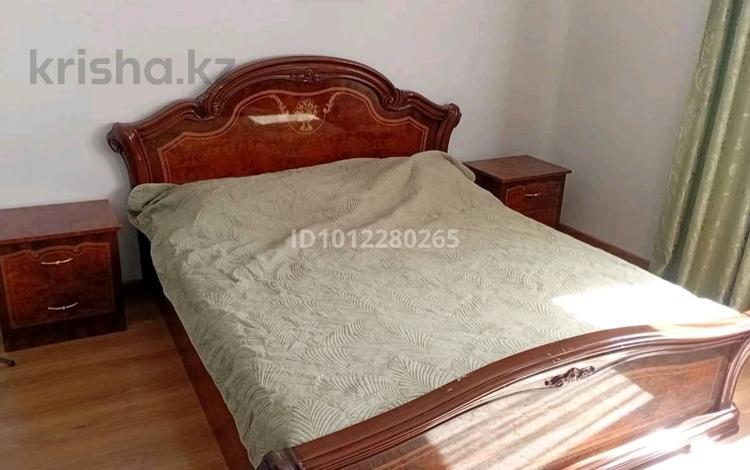 2-комнатная квартира · 56 м² · 10/12 этаж, Мкр. Самал-1 23 за 200 000 〒 в Алматы, Медеуский р-н — фото 2