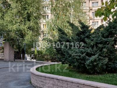 3-комнатная квартира, 105 м², 3/14 этаж, мкр Орбита-1, Навои 208 — Торайгырова за 104 млн 〒 в Алматы, Бостандыкский р-н