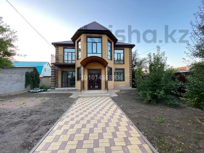 Отдельный дом · 5 комнат · 350 м² · 6 сот., Карева — Курмангазы за 1 млн ₸ в Уральске