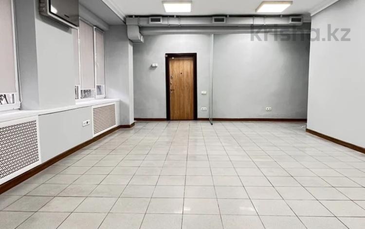 Офисы, конференц-залы, кабинеты и рабочие места · 75 м² за 550 000 〒 в Алматы, Жетысуский р-н — фото 7