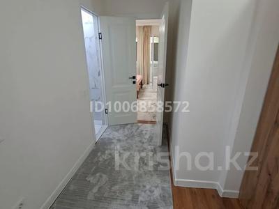 2 комнаты · 64.7 м² · 3 этаж, Бисебаева 5/1 за 280 000 〒 в Каскелене