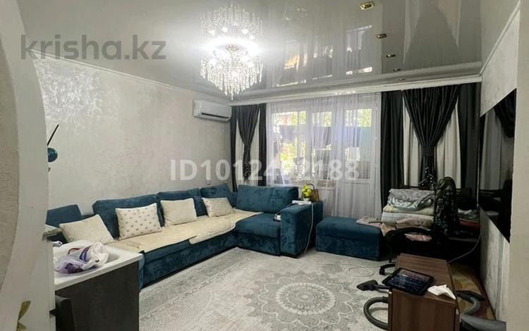 3-бөлмелі пәтер · 71 м² · 2/9 қабат, мкр Строитель, бағасы: 28 млн ₸ в Уральске — фото 2
