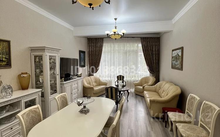 3-бөлмелі пәтер · 108.9 м² · 4/8 қабат, Ул Жаксылыка Ушкемпирова 44, бағасы: 103 млн ₸ в Алматы, Бостандыкский р-н — фото 2