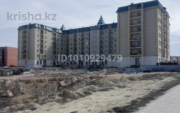 3-бөлмелі пәтер · 103 м² · 1/6 қабат, 18 140 — 18, бағасы: 28 млн ₸ в Актау, 18-й мкр  — фото 2