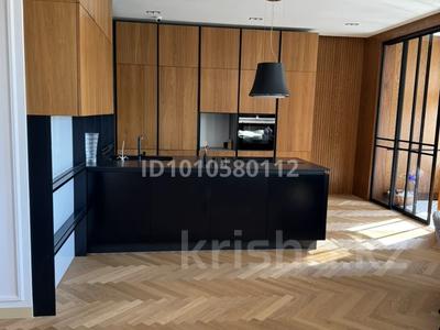 3-комнатная квартира · 150 м² · 3/7 этаж, Туран за ~ 1.7 млн 〒 в Астане, Нура р-н