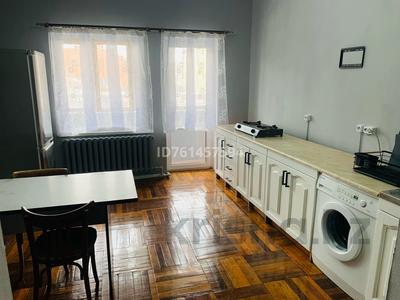 3 комнаты · 70 м², мкр Шубар, Алпамыс батыра 28 за 75 000 〒 в Астане, Есильский р-н