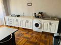 3 бөлме · 70 м² · 2 қабат, мкр Шубар, Алпамыс батыра 28, бағасы: 85 000 ₸ в Астане, Есильский р-н — фото 2
