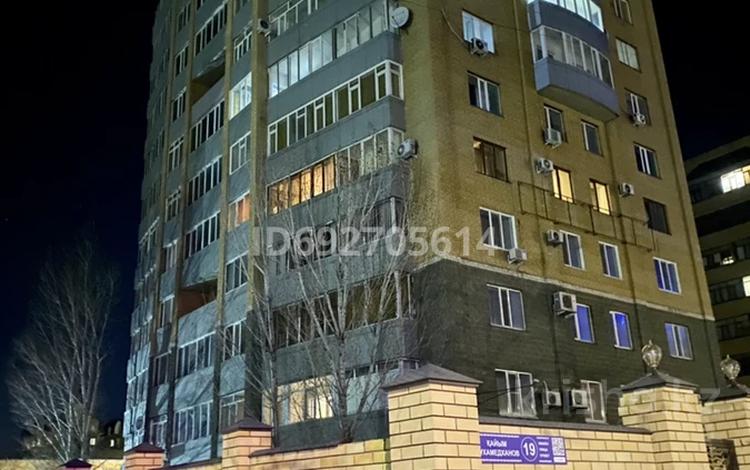 2-комнатная квартира, 100 м², 6/12 этаж, Каюма Мухамедханова 19 за 58 млн 〒 в Семее — фото 2