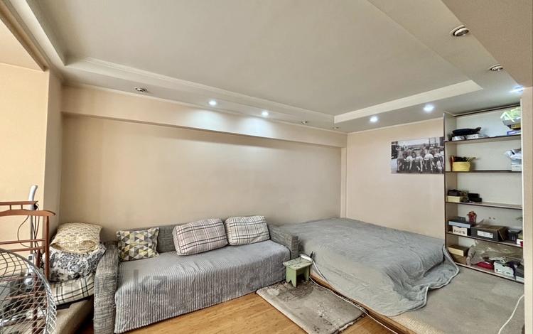 1-комнатная квартира · 35.5 м² · 4/5 этаж, мкр Самал-3, Чайкина 3а — Достык за 35.5 млн ₸ в Алматы, Медеуский р-н — фото 8