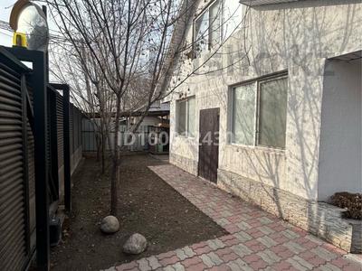 Отдельный дом · 4 комнаты · 140 м² · 7.2 сот., мкр Коктобе, Камар Сулу 2 Б — Максимова Диваева Городская за 300 млн 〒 в Алматы, Медеуский р-н