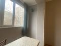 1-комнатная квартира, 42 м², 3/5 этаж помесячно, мкр Аксай-3 за 155 000 〒 в Алматы, Ауэзовский р-н — фото 4