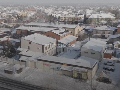 Еркін, кеңселер, дүкендер мен бутиктер, сұлулық салондары, білім орталықтары, ойын-сауық · 670 м², бағасы: 211 млн ₸ в Семее