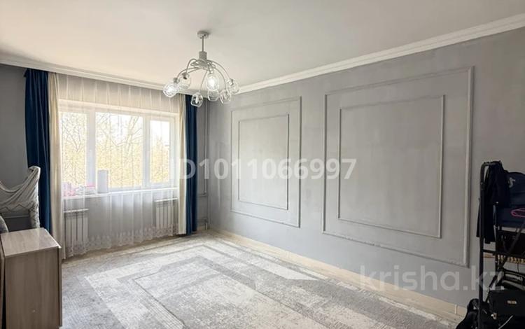2-бөлмелі пәтер · 53.9 м² · 4/5 қабат, Мкр Водник 1 — Рядом базар Алатау, бағасы: 28.5 млн ₸ в Боралдае (Бурундай), мкр Водник-1 — фото 2