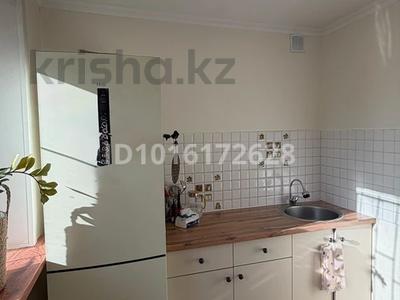 2-бөлмелі пәтер · 54 м² · 1/5 қабат, 72 квартал 23, бағасы: 19.9 млн ₸ в Семее