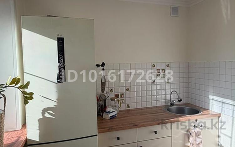 2-бөлмелі пәтер · 54 м² · 1/5 қабат, 72 квартал 23, бағасы: 19.9 млн ₸ в Семее — фото 2