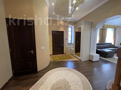 Отдельный дом · 6 комнат · 267 м² · 4.6 сот., Хусаинова 25 за 200 млн 〒 в Уральске