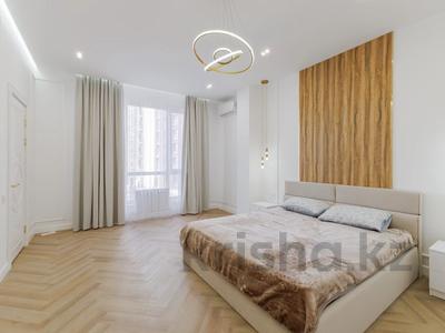 3-бөлмелі пәтер · 130 м², Кайым Мухамедханов 11/1, бағасы: 107 млн ₸ в Астане, Нура р-н