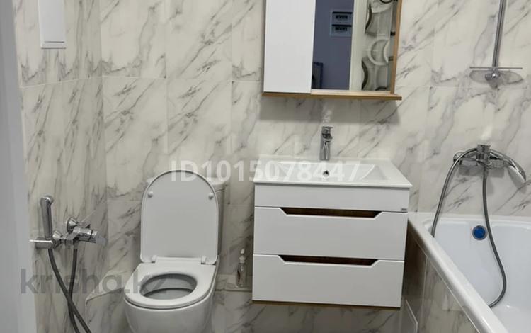 1-комнатная квартира · 41 м², Кабанбай батыра 38/1, 38/2, 38/3 за 250 000 ₸ в Астане, Есильский р-н — фото 2