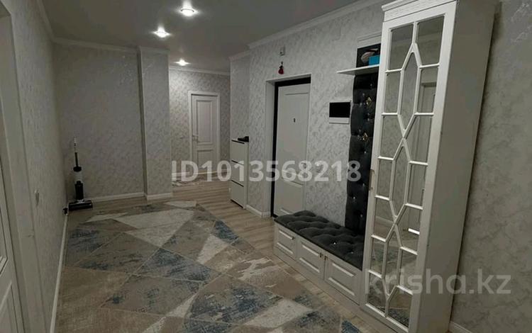 3-бөлмелі пәтер · 105 м² · 9/9 қабат, 33-ш/а. 6, бағасы: 35 млн ₸ в Актау, 33-й мкр — фото 2