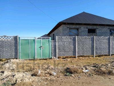 Отдельный дом · 4 комнаты · 140 м² · 8 сот., мкр Карасу, Қайым Мұхамедханов 1-бұрылысы 1 за 11 млн ₸ в Таразе