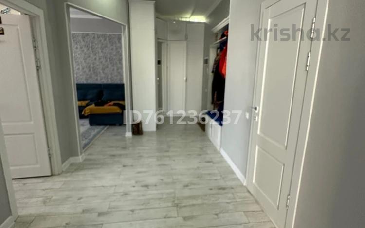3-бөлмелі пәтер · 80 м² · 12/14 қабат, 16-й мкр 70/1, бағасы: 270 000 ₸ в Актау — фото 2
