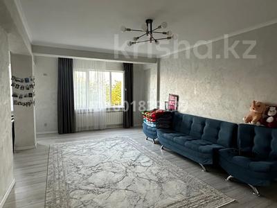 2-бөлмелі пәтер · 80 м² · 4/8 қабат, Микрорайон Алтын Ауыл 10, бағасы: 250 000 ₸ в Каскелене