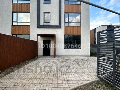 5-бөлмелі пәтер · 265.2 м², мкр Нурлытау (Энергетик), Мкр Нурлытау (Энергетик) 14 256, бағасы: 95 млн 〒 в Алматы, Бостандыкский р-н