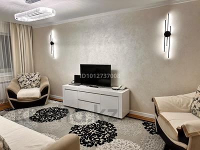 2-бөлмелі пәтер · 43 м² · 4/5 қабат, Михаэлиса 9, бағасы: 25 млн ₸ в Усть-Каменогорске