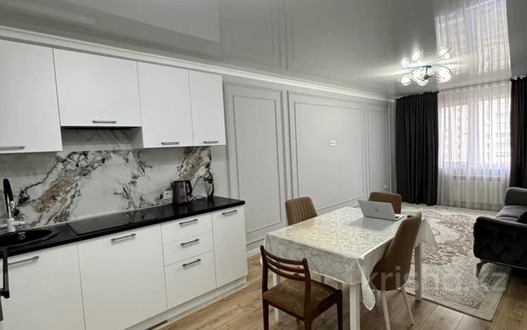 2-комнатная квартира, 53 м², 5/9 этаж, мкр Аккент, Мкр. Аккент