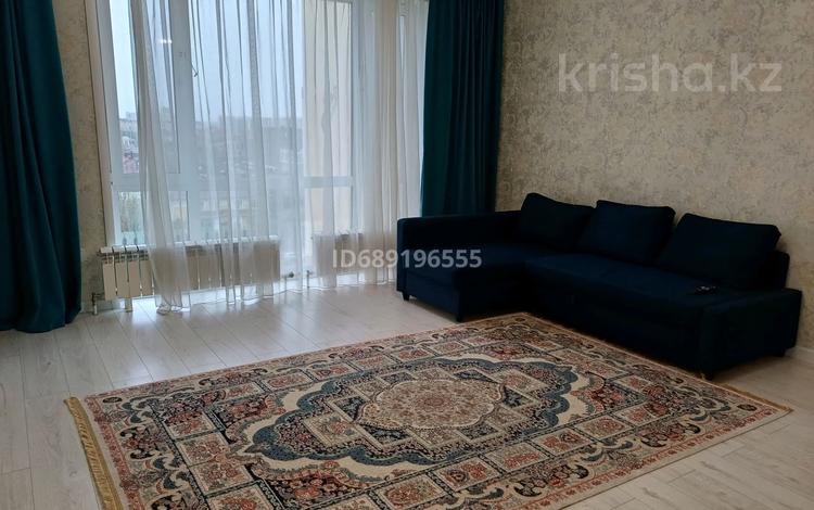 3-комнатная квартира · 90 м² · 7/12 этаж, Бокейхана 42 за 350 000 〒 в Астане, Есильский р-н — фото 2