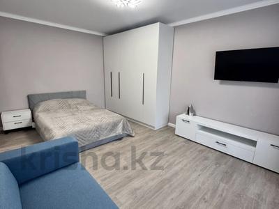 1-комнатная квартира · 35 м² · 3/5 этаж, Кунаева 153 за 300 000 〒 в Алматы, Медеуский р-н