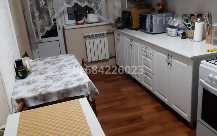 2-комнатная квартира · 58 м² · 1/5 этаж, 15 мкр 17 — Конец Пушкина за 18 млн ₸ в Таразе — фото 2