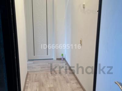2-комнатная квартира · 60 м² · 2/5 этаж, Селекционный 8 за 11.8 млн 〒 в Уральске