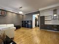 2-комнатная квартира · 64 м² · 7/18 этаж, Курмангазы 273 за 350 000 ₸ в Алматы, Алмалинский р-н — фото 2