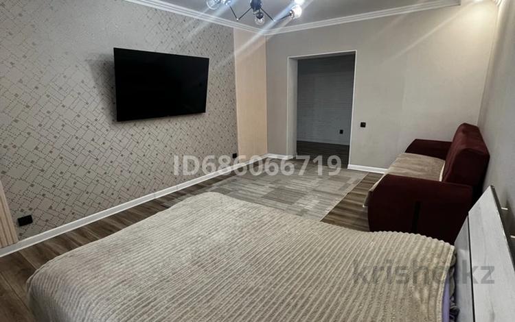 1-комнатная квартира · 54 м² · 2/5 этаж, Габдулина 43 — Габдулина Ауэзова за 12 000 ₸ в Кокшетау — фото 9