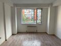 3-бөлмелі пәтер · 87 м² · 2/5 қабат, Алма Сити 5 6/52 — 207 школа, бағасы: 300 000 ₸ в Алматы, Наурызбайский р-н — фото 5