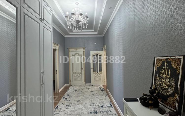 2-бөлмелі пәтер · 88 м² · 5/6 қабат, 31-й мкр 13/1 — Хазар базар, бағасы: 27 млн ₸ в Актау — фото 2