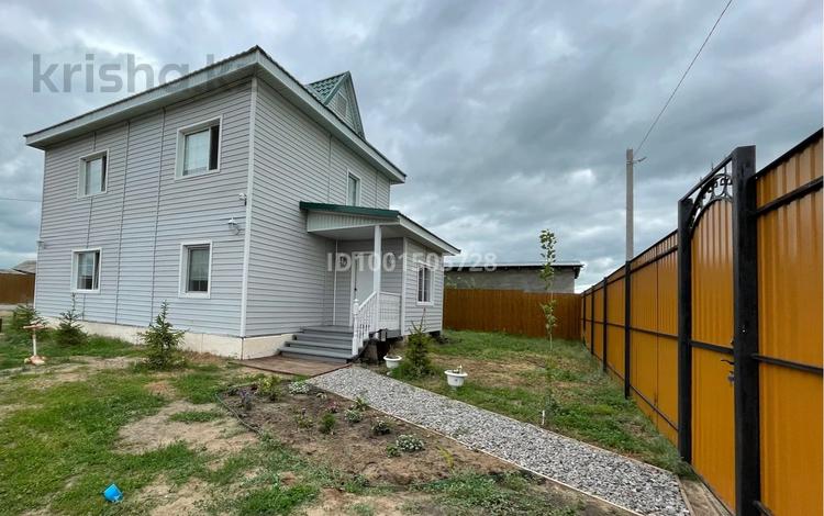 Отдельный дом · 4 комнаты · 125 м² · 10 сот., Карасай батыра 6а за 33 млн 〒 в Бишкуле — фото 2