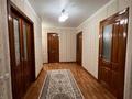 3-комнатная квартира · 100 м² · 3/10 этаж, мкр 12 45д за 230 000 ₸ в Актобе — фото 3