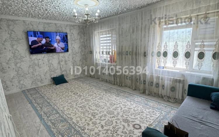 3-бөлмелі пәтер · 70 м² · 2/4 қабат, Шанырак 27 — 1-27, бағасы: 12 млн ₸ в Жанаозен — фото 2