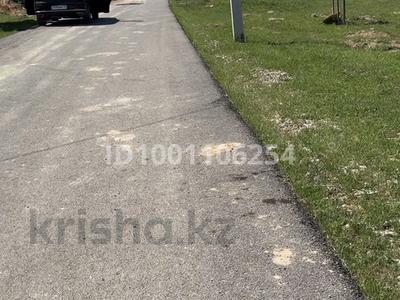 Жер телімі · 8 сотық, мкр Сауле , Қырық қыз көшесінін бойында орналасқан, бағасы: 7 млн ₸ в Шымкенте, Аль-Фарабийский р-н
