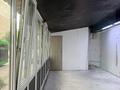 Магазины и бутики, салоны красоты, кабинеты и рабочие места · 30 м² за 450 000 ₸ в Алматы, Алмалинский р-н — фото 4
