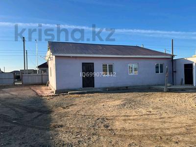 Отдельный дом · 4 комнаты · 148 м² · 8 сот., Еркінкала 2 14 көше 17 уй — Картада көрсетілмеген за 25 млн 〒 в Атырау