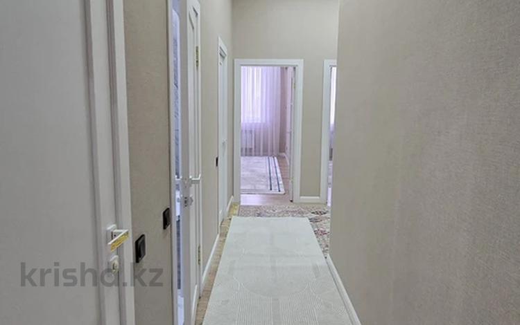 2-комнатная квартира · 71 м² · 9/15 этаж, 17-й мкр 48 за 26 млн ₸ в Актау — фото 2