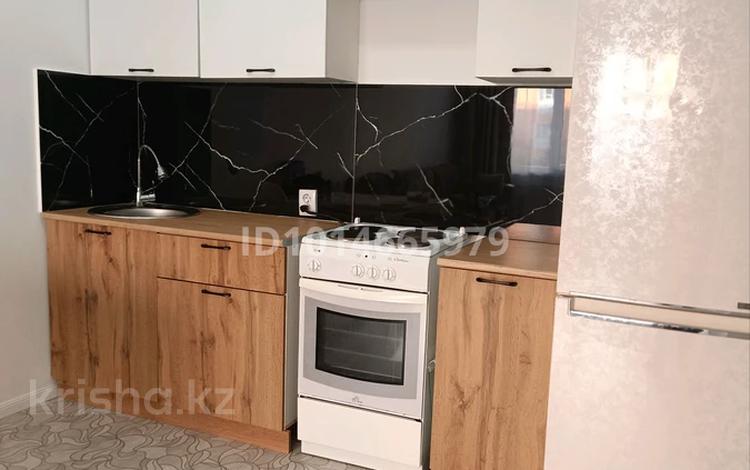 3-комнатная квартира · 64 м² · 2/9 этаж, Е 511 40 за 44 млн ₸ в Астане, Есильский р-н — фото 2