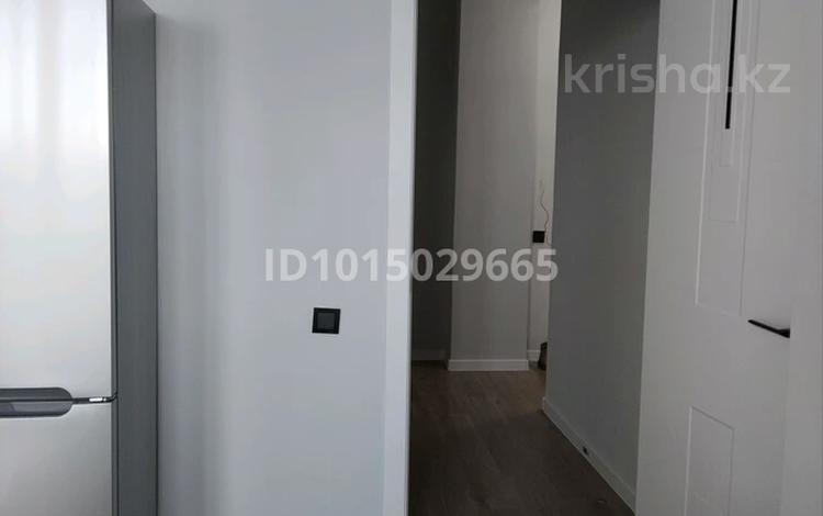 1-комнатная квартира · 42 м² · 10/20 этаж, Жургенова 19 за 24.5 млн ₸ в Астане, Сарайшык р-н — фото 2
