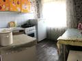 1-комнатная квартира · 34 м² · 2/5 этаж, Майкудук, 12-микрорайон 1 — Майкудук Горняк 12-мкр за 10 000 〒 в Караганде, Алихана Бокейханова р-н — фото 3