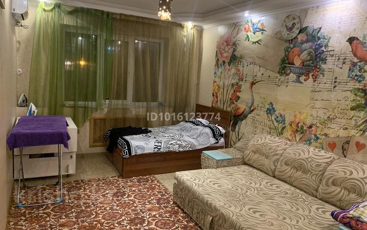1 комната · 48 м² · 2/9 этаж, мкр Тастак-2, Брусиловского 23 — Толе би - Брусиловского за 90 000 ₸ в Алматы, Алмалинский р-н — фото 2